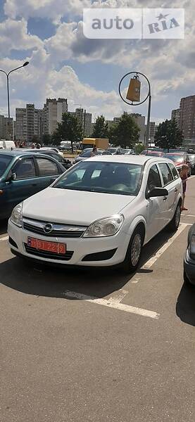 Универсал Opel Astra 2008 в Киеве