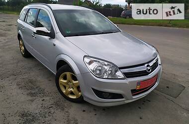 Универсал Opel Astra 2008 в Луцке