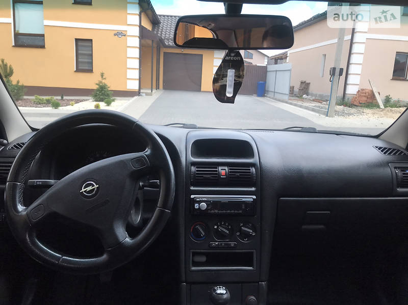 Седан Opel Astra 2006 в Хмельницькому