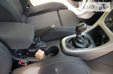 Універсал Opel Astra 2011 в 