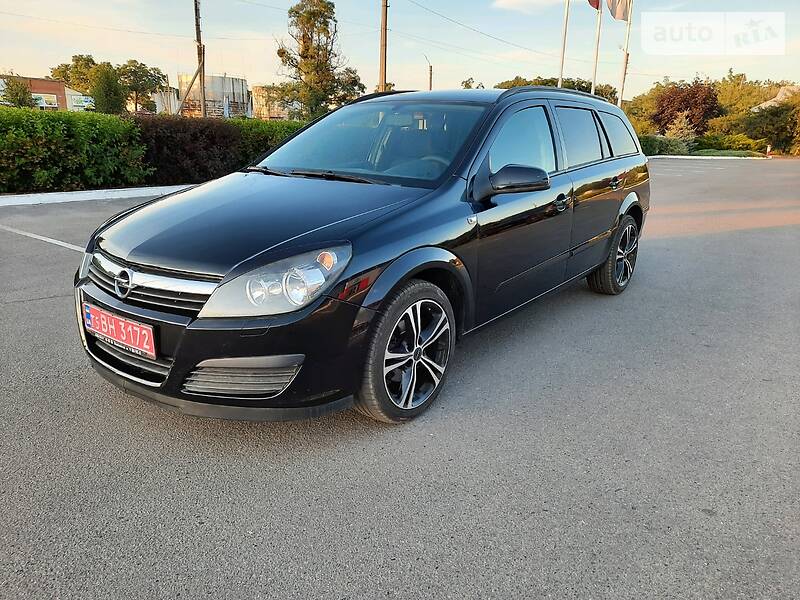 Універсал Opel Astra 2006 в Полтаві