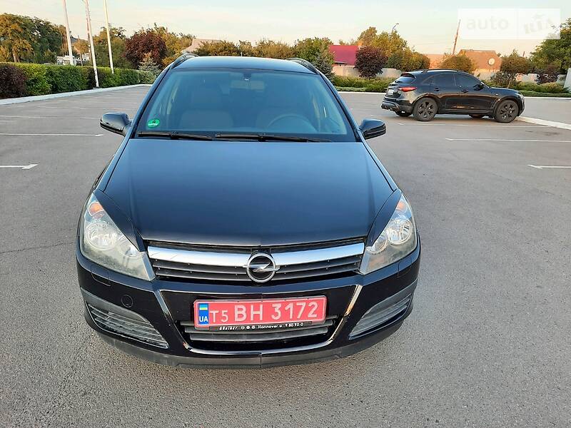 Універсал Opel Astra 2006 в Полтаві