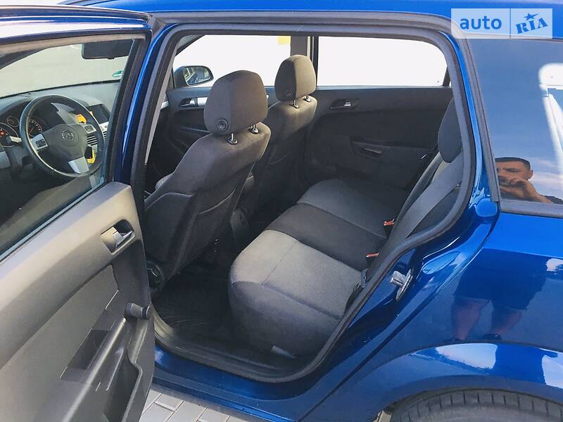 Универсал Opel Astra 2009 в Ковеле