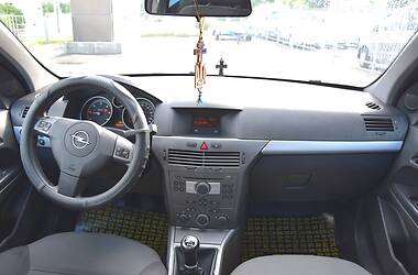 Універсал Opel Astra 2006 в Києві