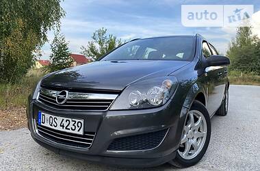 Универсал Opel Astra 2009 в Звягеле