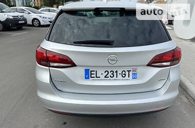 Універсал Opel Astra 2017 в 