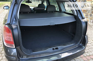 Універсал Opel Astra 2009 в 