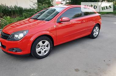 Купе Opel Astra 2006 в Луцке
