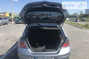 Другие легковые Opel Astra 2008 в Стрые