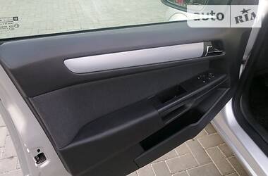 Универсал Opel Astra 2005 в 