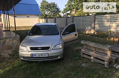 Седан Opel Astra 2007 в Сарнах