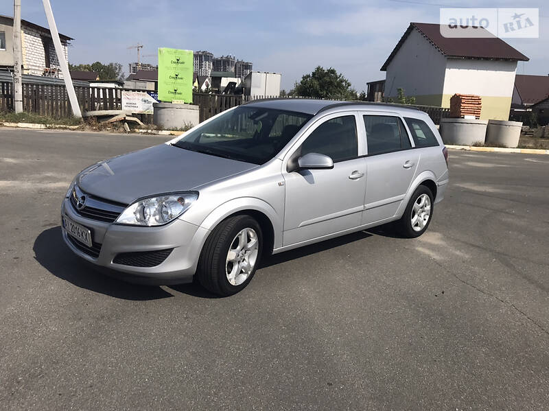 Универсал Opel Astra 2009 в Киеве