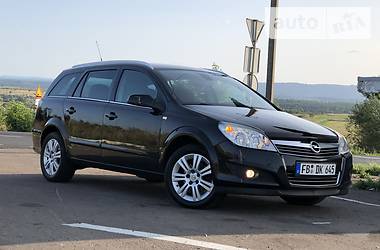 Универсал Opel Astra 2008 в Дрогобыче