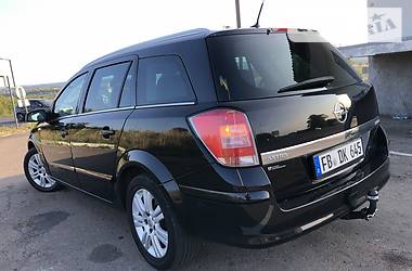 Универсал Opel Astra 2008 в Дрогобыче