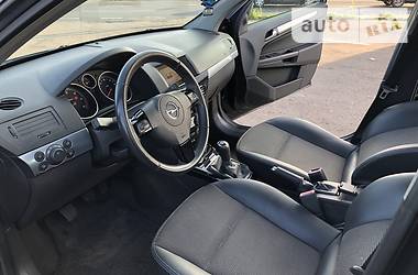 Универсал Opel Astra 2008 в Дрогобыче