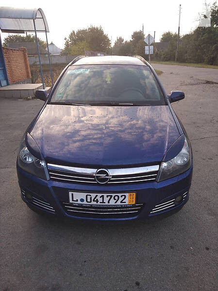 Универсал Opel Astra 2006 в Миргороде