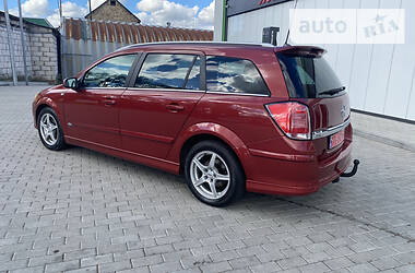 Универсал Opel Astra 2006 в Житомире