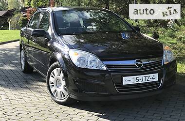 Седан Opel Astra 2009 в Дрогобыче