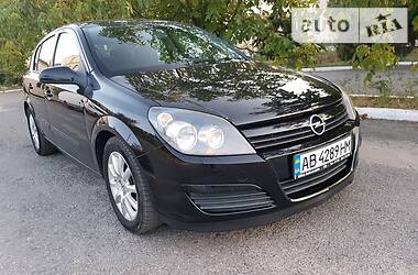 Хэтчбек Opel Astra 2004 в Мурованых Куриловцах