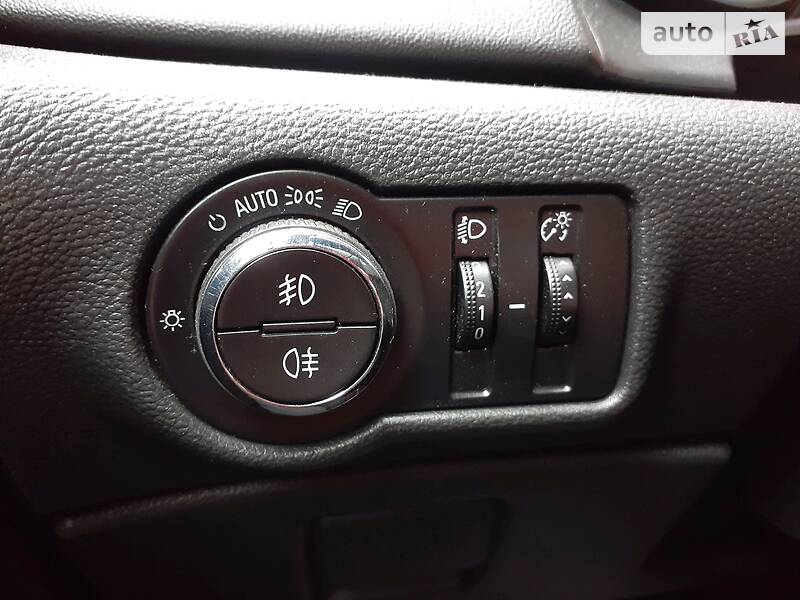 Універсал Opel Astra 2011 в Хмельницькому