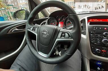 Универсал Opel Astra 2011 в 