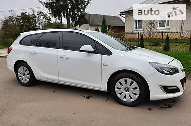 Универсал Opel Astra 2013 в Снятине