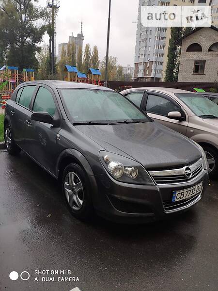 Хэтчбек Opel Astra 2009 в Чернигове