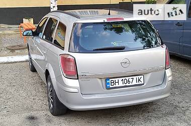 Универсал Opel Astra 2004 в Белгороде-Днестровском