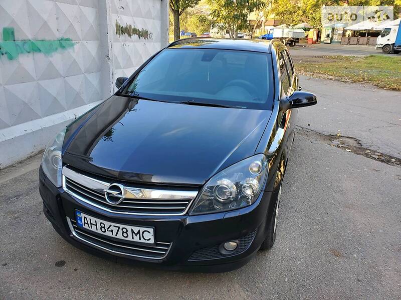 Универсал Opel Astra 2008 в Одессе