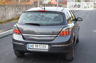 Хэтчбек Opel Astra 2012 в Виннице