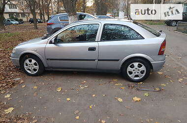 Хэтчбек Opel Astra 2003 в Одессе