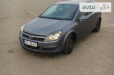 Хэтчбек Opel Astra 2005 в Киеве