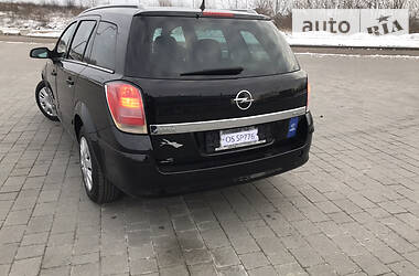 Универсал Opel Astra 2006 в Львове