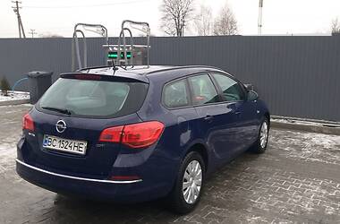 Универсал Opel Astra 2013 в Червонограде