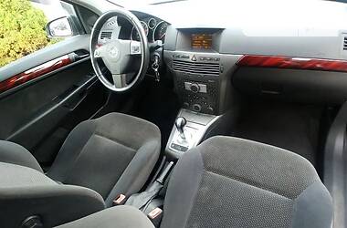 Хэтчбек Opel Astra 2005 в Киеве