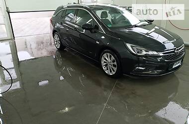 Универсал Opel Astra 2016 в Дрогобыче