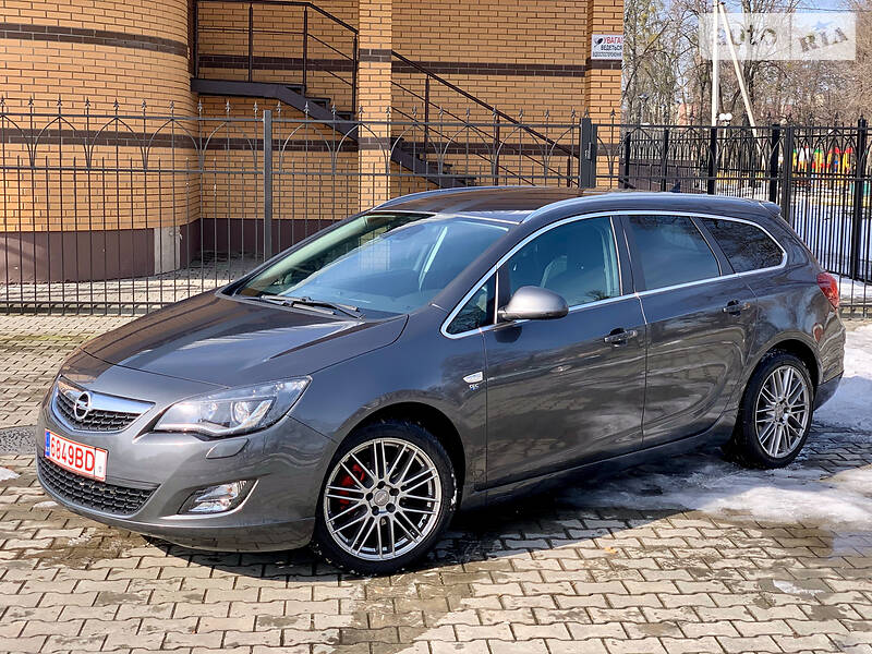 Универсал Opel Astra 2011 в Ковеле