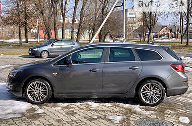 Универсал Opel Astra 2011 в Ковеле