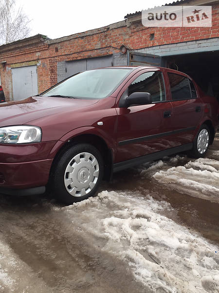 Седан Opel Astra 2006 в Прилуках