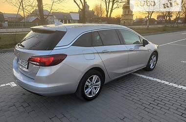 Универсал Opel Astra 2017 в Коломые