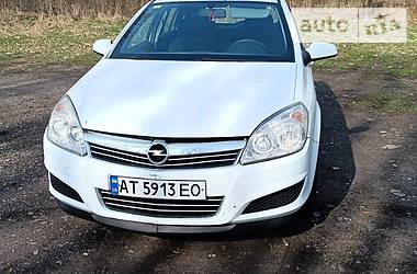 Универсал Opel Astra 2008 в Галиче