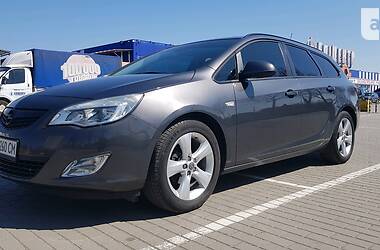 Универсал Opel Astra 2011 в Коломые