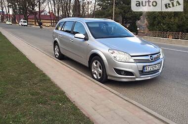 Универсал Opel Astra 2008 в Яремче