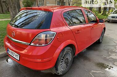 Хэтчбек Opel Astra 2007 в Одессе