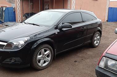 Купе Opel Astra 2008 в Вознесенске