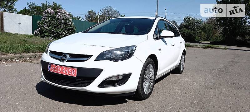 Універсал Opel Astra 2015 в Костянтинівці