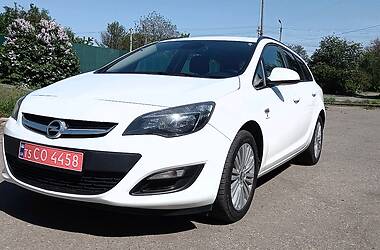 Універсал Opel Astra 2015 в Костянтинівці