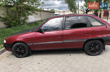 Хэтчбек Opel Astra 1992 в Львове