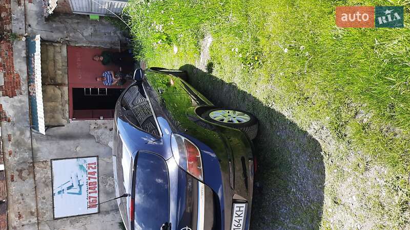 Купе Opel Astra 2009 в Василькове