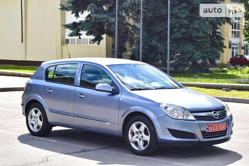 Хетчбек Opel Astra 2008 в Запоріжжі